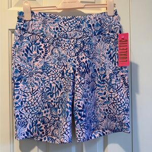 Lilly Pulitzer Blue and Pink Golf Shorts Vibrant Style